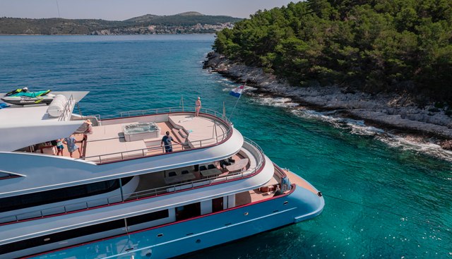 OHANA yacht — Ohana Yacht 3