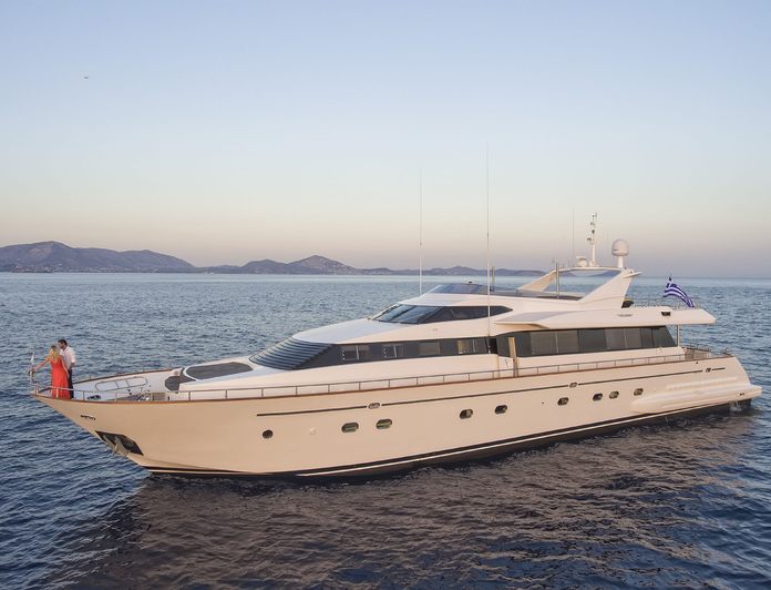 MANTRA yacht — 30.7m Falcon Yachts motor yacht