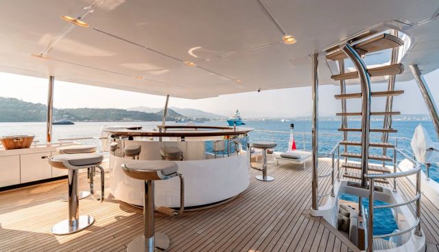 OWO yacht — OWO Yacht 3