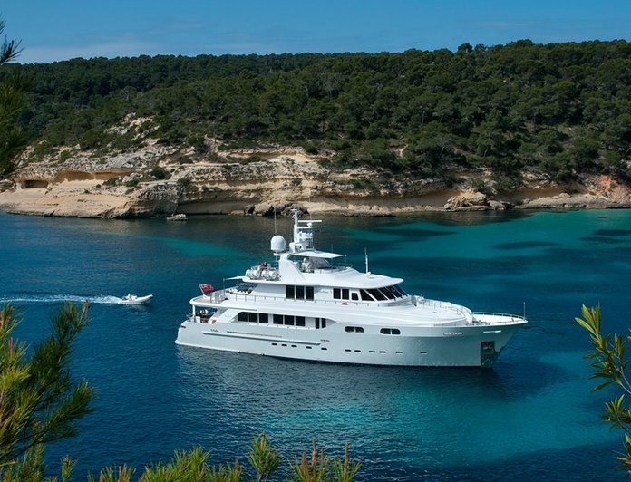 CHRISTINA G yacht — 33.56m Kingship motor yacht