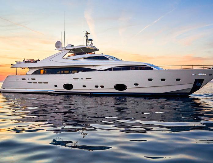 ACCEPTUS yacht — 34.01m Custom Line motor yacht