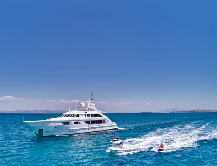 OASIS yacht — 47.5m ISA Yachts motor yacht