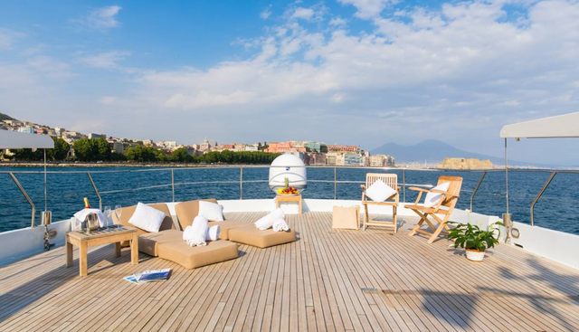 GITANES yacht — Gitanes Yacht 3