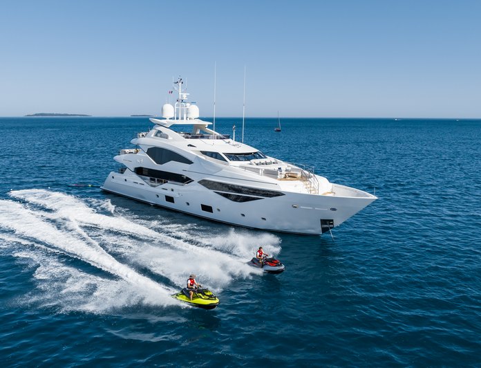 NO.9 yacht — 40.05m Sunseeker motor yacht