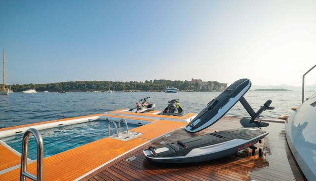 MILLESIME yacht — Millesime Yacht 4