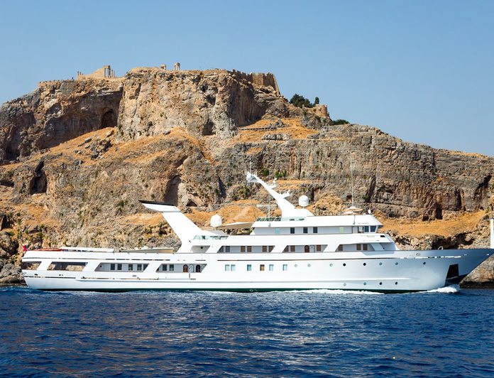 ESMERALDA yacht — 61.5m Codecasa motor yacht
