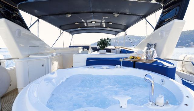 LADY AMANDA yacht — Lady Amanda Yacht 3