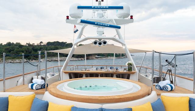 ROBBIE BOBBY yacht — Robbie Bobby Yacht 3