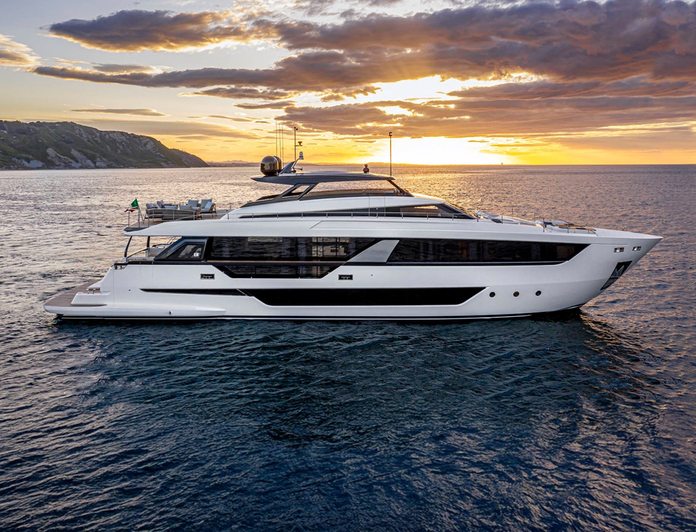 EPIC yacht — 30.13m Ferretti Yachts motor yacht