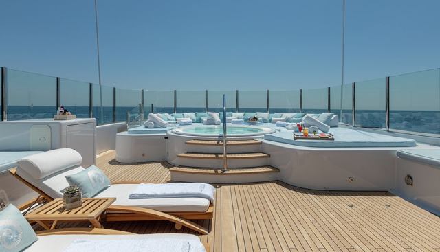 LA MIRAGE yacht — La Mirage Yacht 2