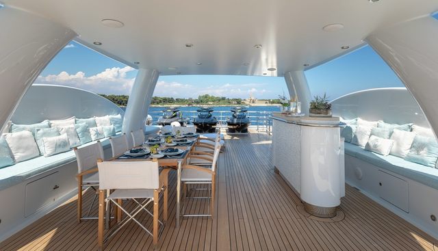 LA MIRAGE yacht — La Mirage Yacht 3