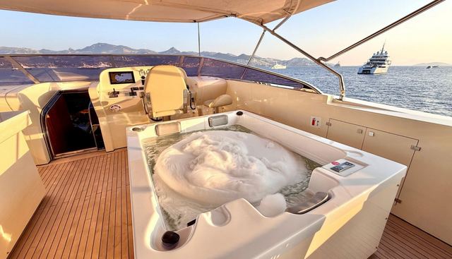 MY OZGN yacht — My Ozgn Yacht 2