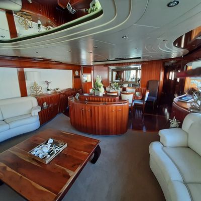 NAUGHTY BY NATURE yacht — Naughty By Nature Yacht 11