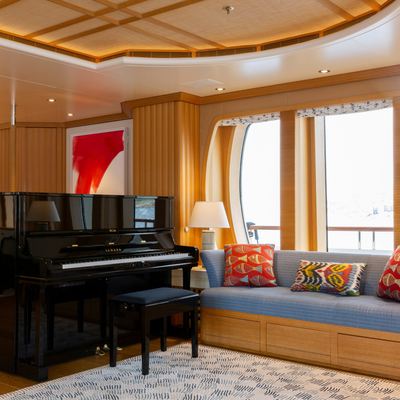 ADVENTURE yacht — Adventure Yacht 11