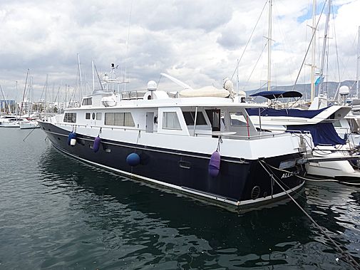 ALAYA yacht — 33m Lurssen motor yacht