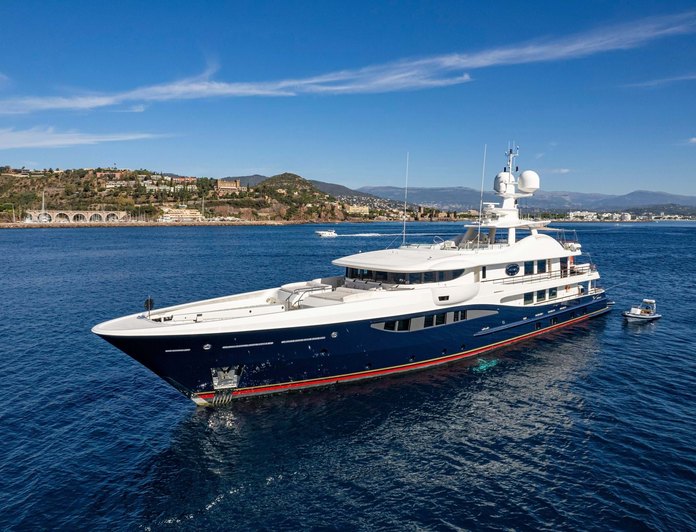 DENIKI yacht — 52.3m Amels motor yacht