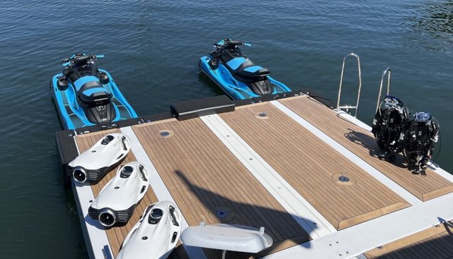SPORT yacht — Sport Yacht 5