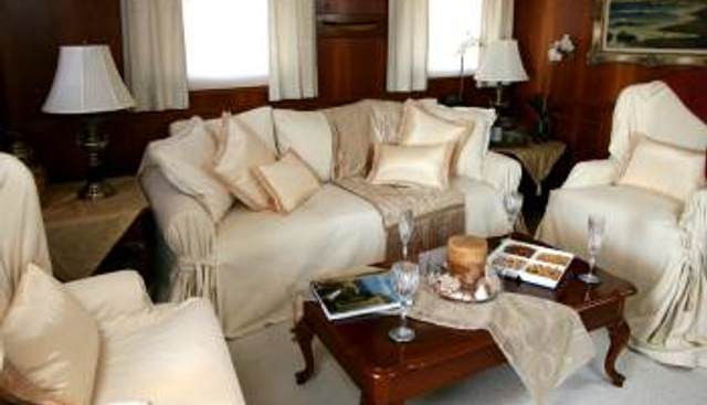 DAUNTLESS yacht — Dauntless Yacht 2