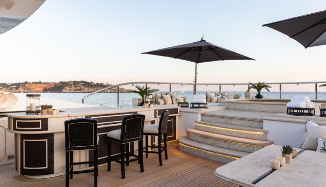 ILLUSION V yacht — Illusion V Yacht 2