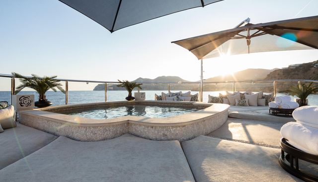 ILLUSION V yacht — Illusion V Yacht 3