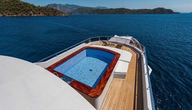 OCEAN BREEZE yacht — Ocean Breeze Yacht 2