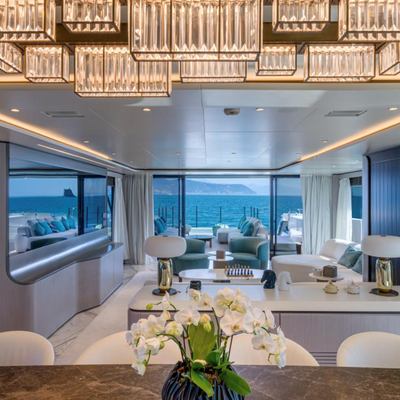 BEE yacht — Bee Yacht 11