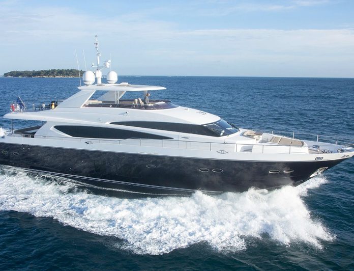 MIRA yacht — 30.12m Princess motor yacht