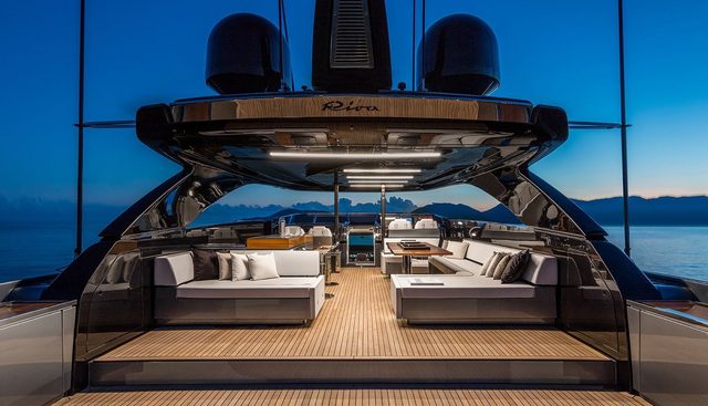 DON'T WORRY yacht — Don't Worry Yacht 3