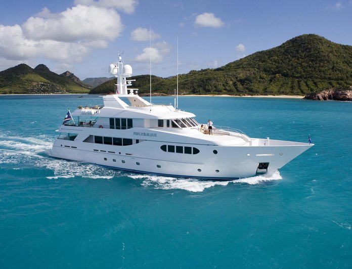 PERLE BLEUE yacht