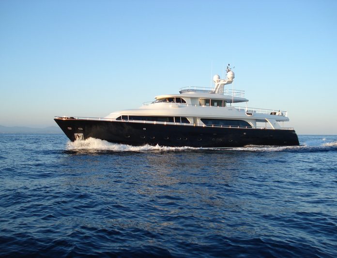 LADY SOUL yacht — 30.96m Custom Line motor yacht