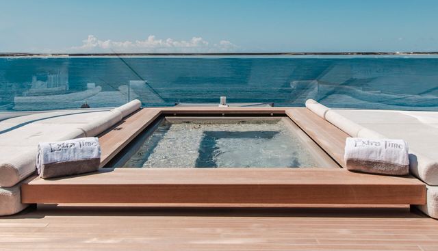 EXTRA TIME yacht — Extra Time Yacht 2