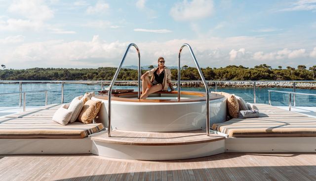 LOON yacht — Loon Yacht 2