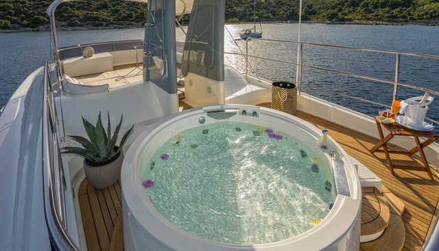 SEVENTH SENSE yacht — Seventh Sense Yacht 3