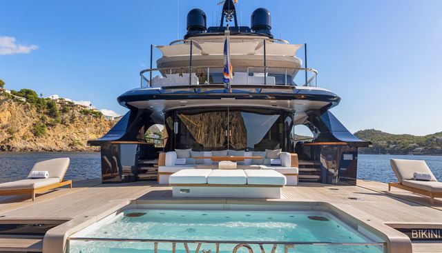 LIV LOVE yacht — Liv Love Yacht 4
