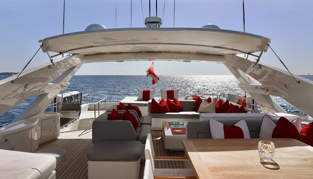 CHAMPAGNE AND CAVIAR yacht — Champagne and Caviar Yacht 2